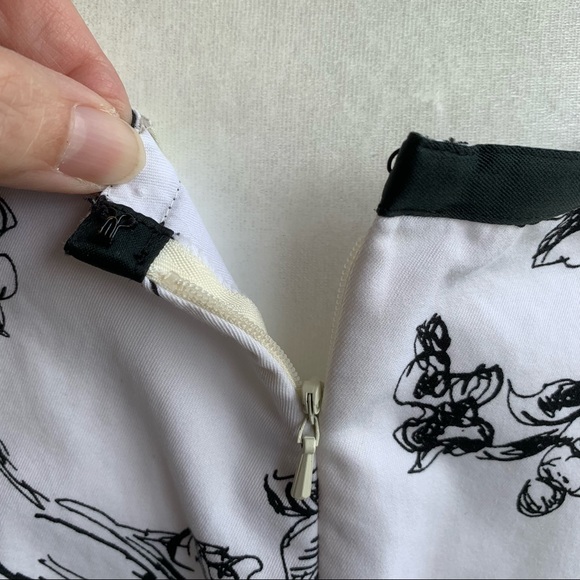•Eddie Bauer•Black/White Floral A-Line Skirt-Size8 - Picture 7 of 9